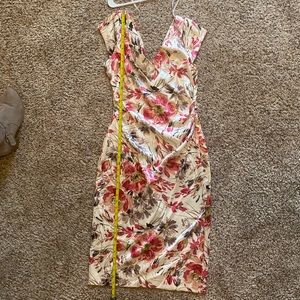 Maggy London bodycon floral dress
